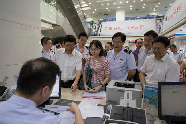 为什么都说柳岩是真的被娱乐圈孤立了?-探索你喜欢的内容,更懂你的兴趣社区