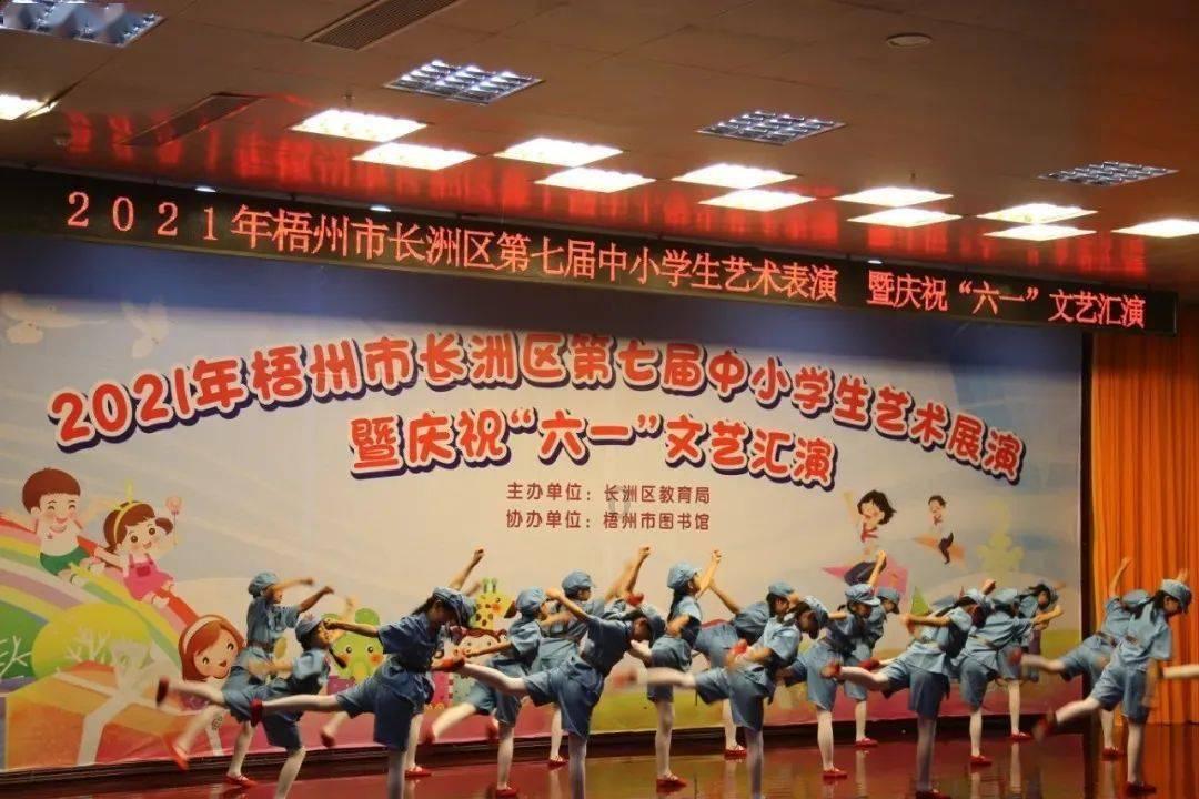 家里不要再装踢脚线了，聪明人都用这些代替，实用漂亮又省钱